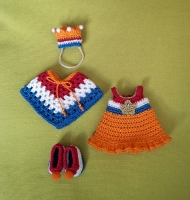 Outfit Set and Bunting for Maileg "Kingsday" (50 gram)