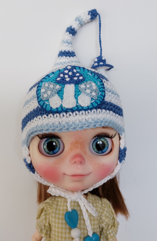 Blythe Hat Blue Toadstool