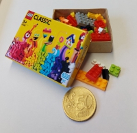 1:6 Box of Lego  