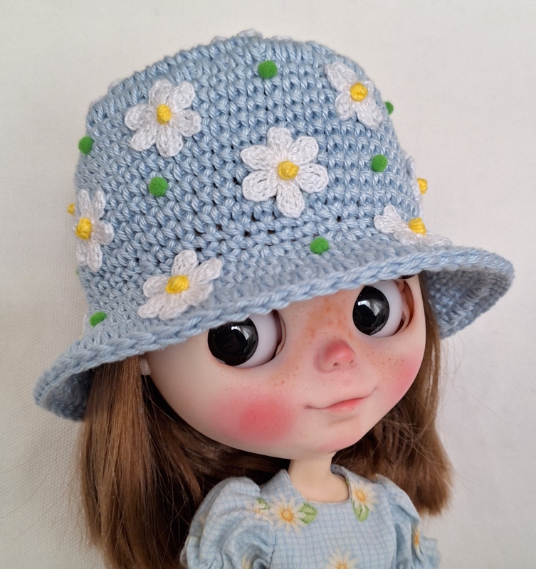 Blythe Hat Please Don't Eat the Daisies Pastel Blue