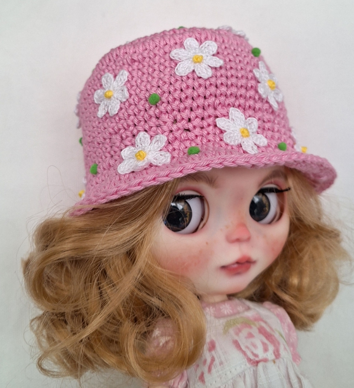 Blythe Hat  Please Don't Eat the Daisies Pink