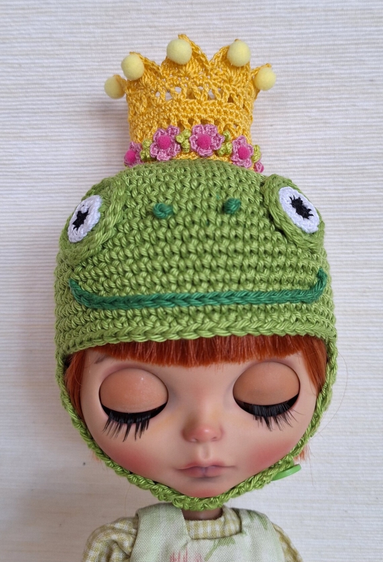 Blythe Hat Princess Frog