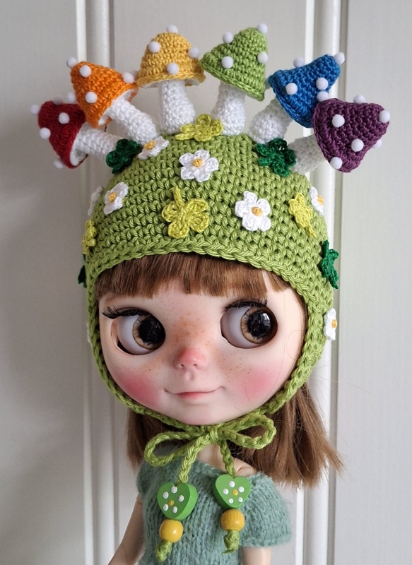 Blythe Hat Magic Rainbow Mushroom