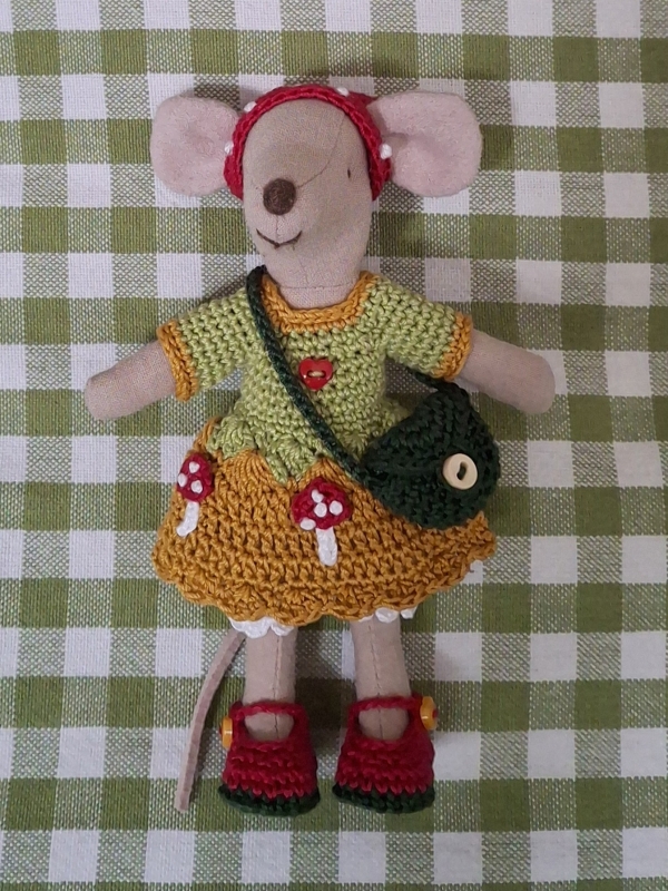 Outfit 5 Pc Set for Maileg "Looking for Mushrooms" (30 gram)