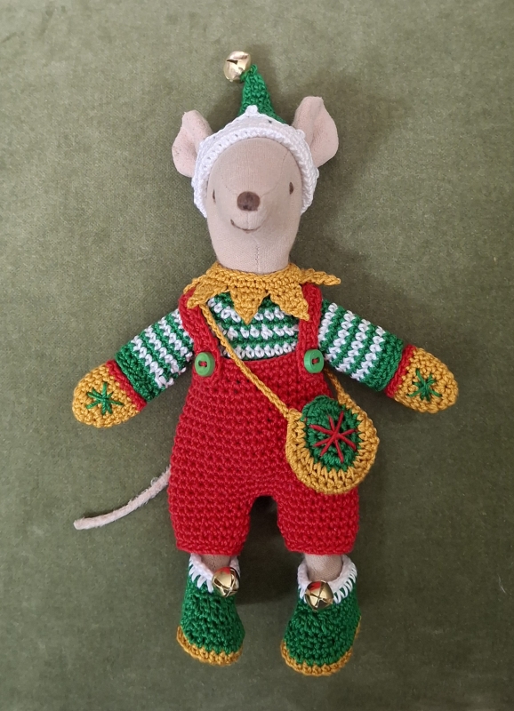 Outfit 7 Pc Set for Maileg "Santa's Helper" (30 gram)