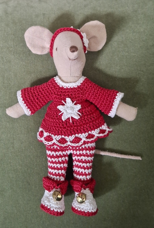 Outfit 4 Pc Set for Maileg "Nordic Red(30 gram)