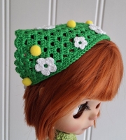 Blythe Headscarf Daisies on Green (50 gram)