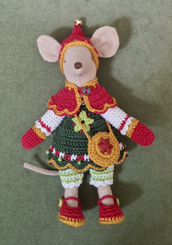 Outfit 7 Pc Set for Maileg "Christmas Outing" (50 gram)