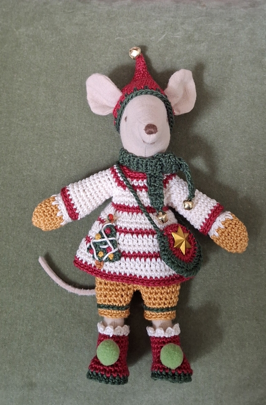 Outfit 7 Pc Set for Maileg "Trim the Tree" (50 gram)